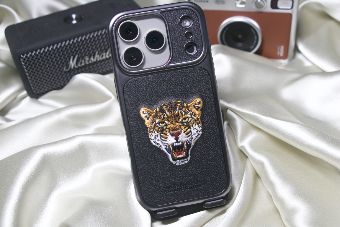 Santa Barbara Savanna — iPhone 17 Series Series