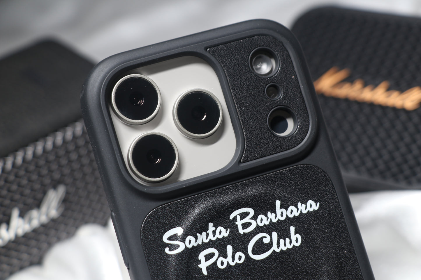 Santa Barbara Questa — iPhone 17 Series