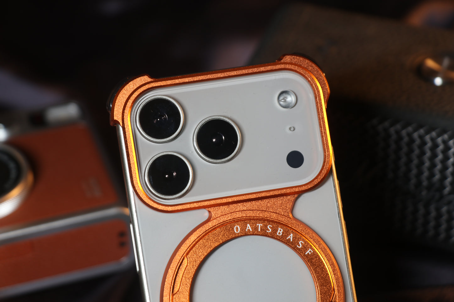 Metal Cases Armor Z — iPhone 17 Series