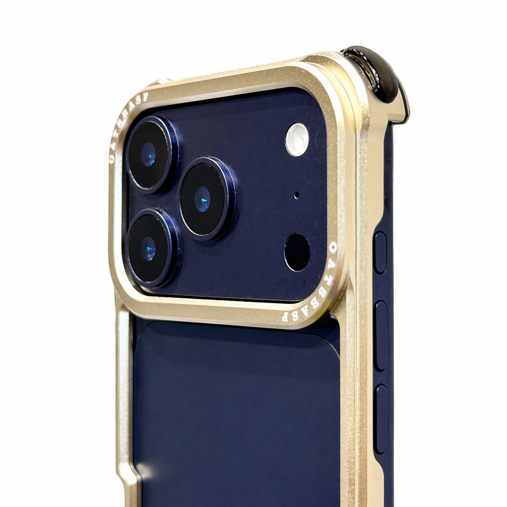 Edge Line Metal Case for iPhone 17 Pro
