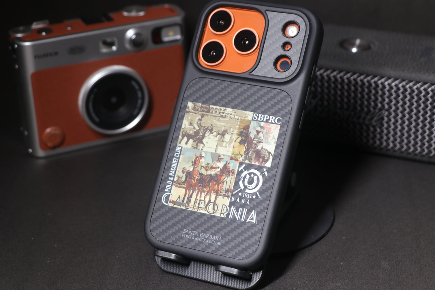 Santa Barbara Elvis — iPhone 17  Series