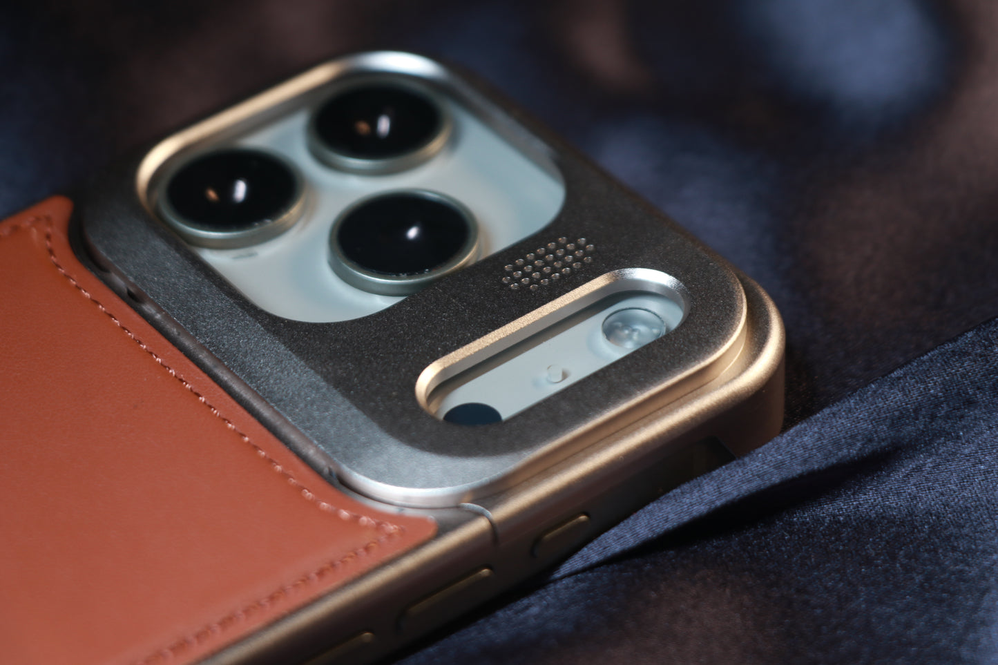 KK-Metal Cases Aro Magnet — iPhone 17 Series