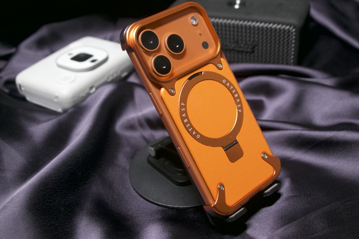 KK Leather — iPhone 17 Series