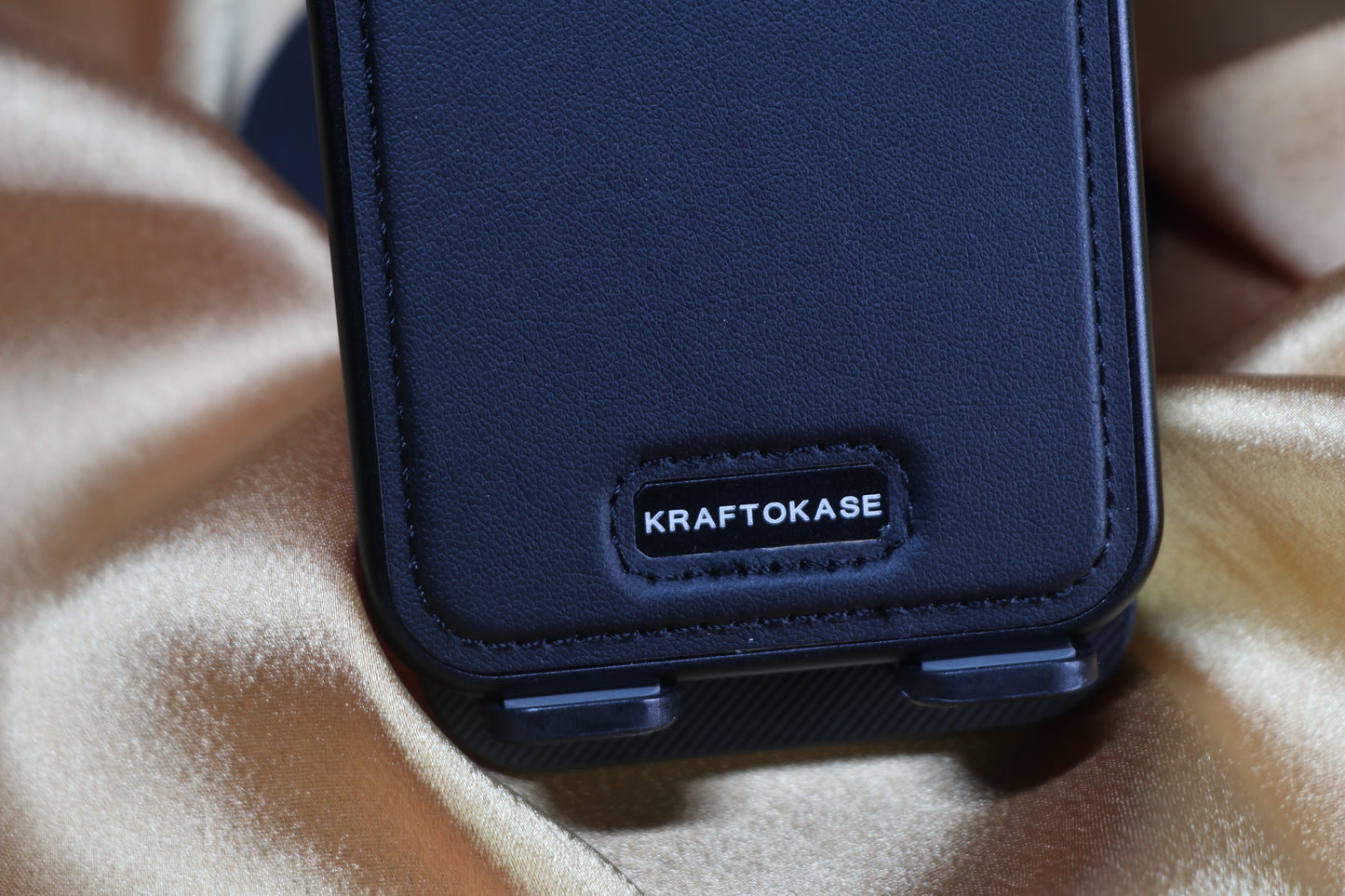 KK-Metal Cases Aro Magnet — iPhone 17 Series