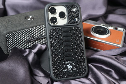 Santa Barbara Knight — iPhone 17 Series