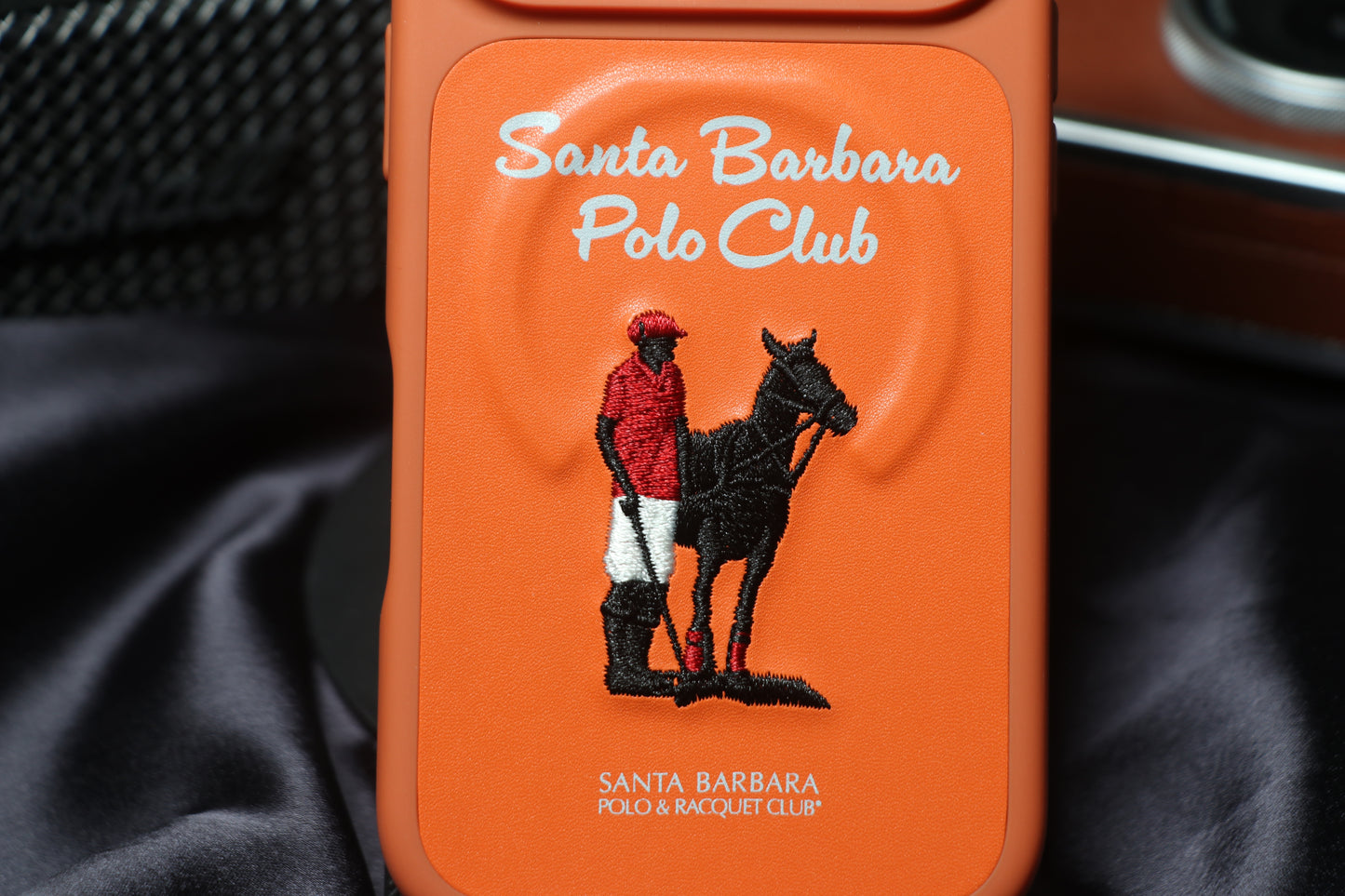 Santa Barbara Questa — iPhone 17 Series