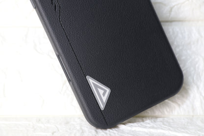 KK Baron Leather — iPhone 17 Pro