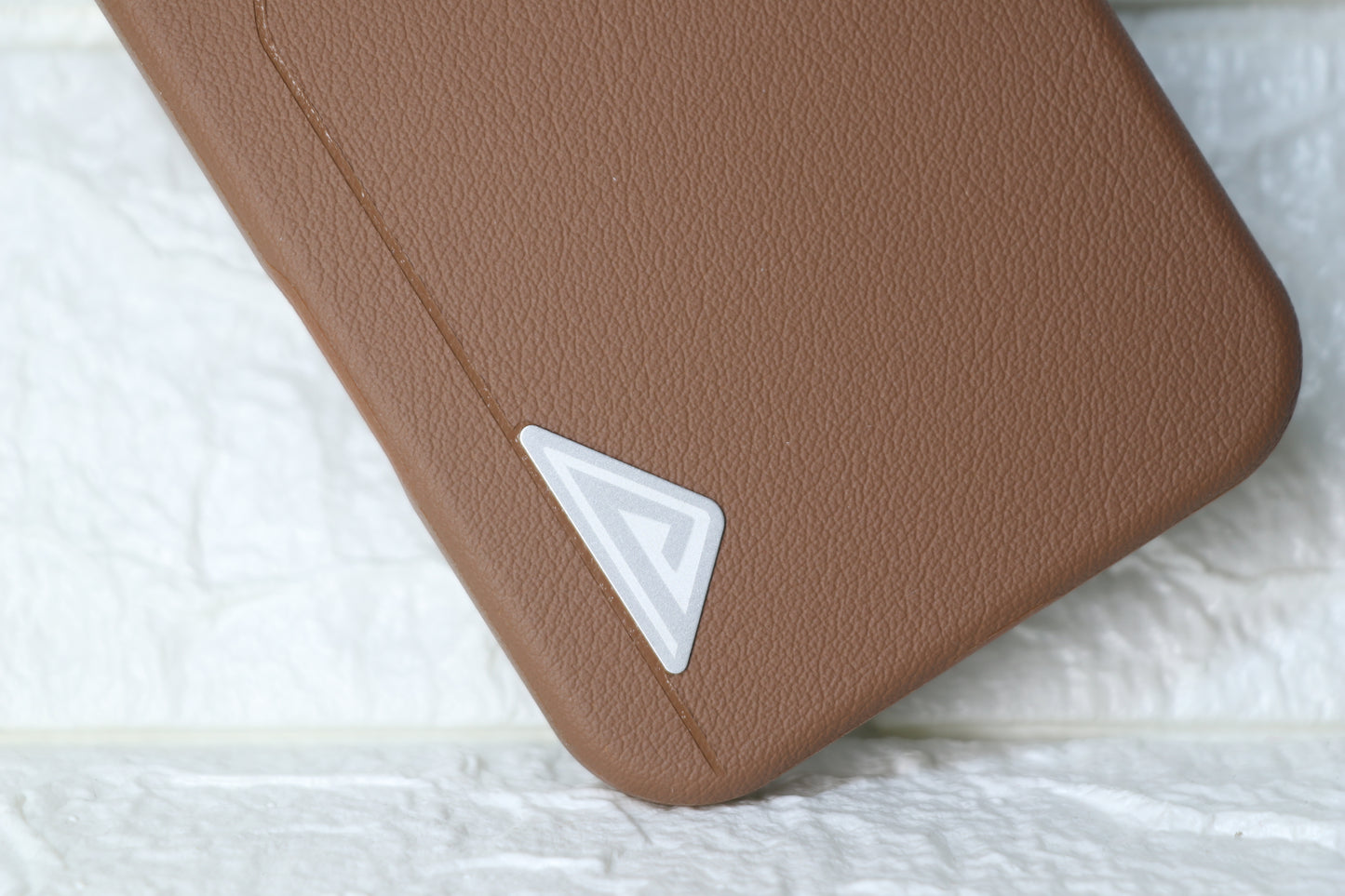 KK Baron Leather — iPhone 17 Pro