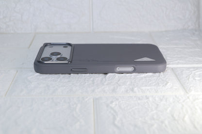 KK Baron Leather — iPhone 17 Pro