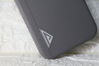 KK Baron Leather — iPhone 17 Pro